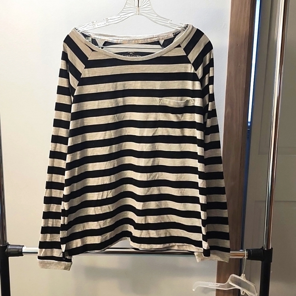 REDUCED!!  SPRING CLEARANCE!!   CUTE... Womens Long Sleeve T Shirt... Size XXL